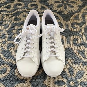 Like new! White Adidas sneakers. Women’s size 11.